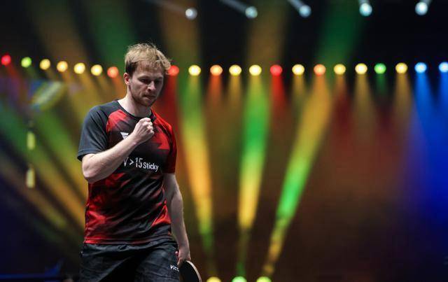 面临困境 面临困境