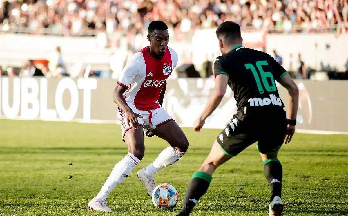 支持者吃下 支持者吃下