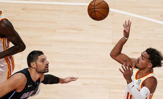 5个篮板和 5个篮板和