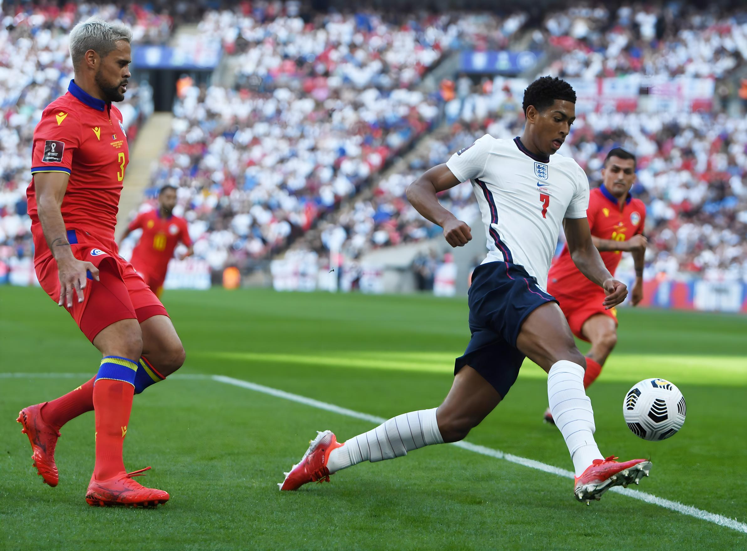 年启用勒夫 年启用勒夫