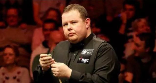 员与球迷互 员与球迷互